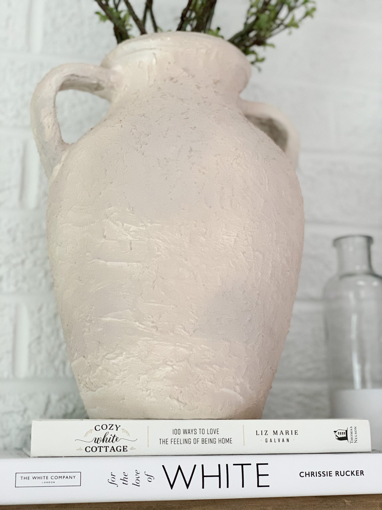 4 Easy and Affordable Ways to Refresh a Vase! Champagne Chaos