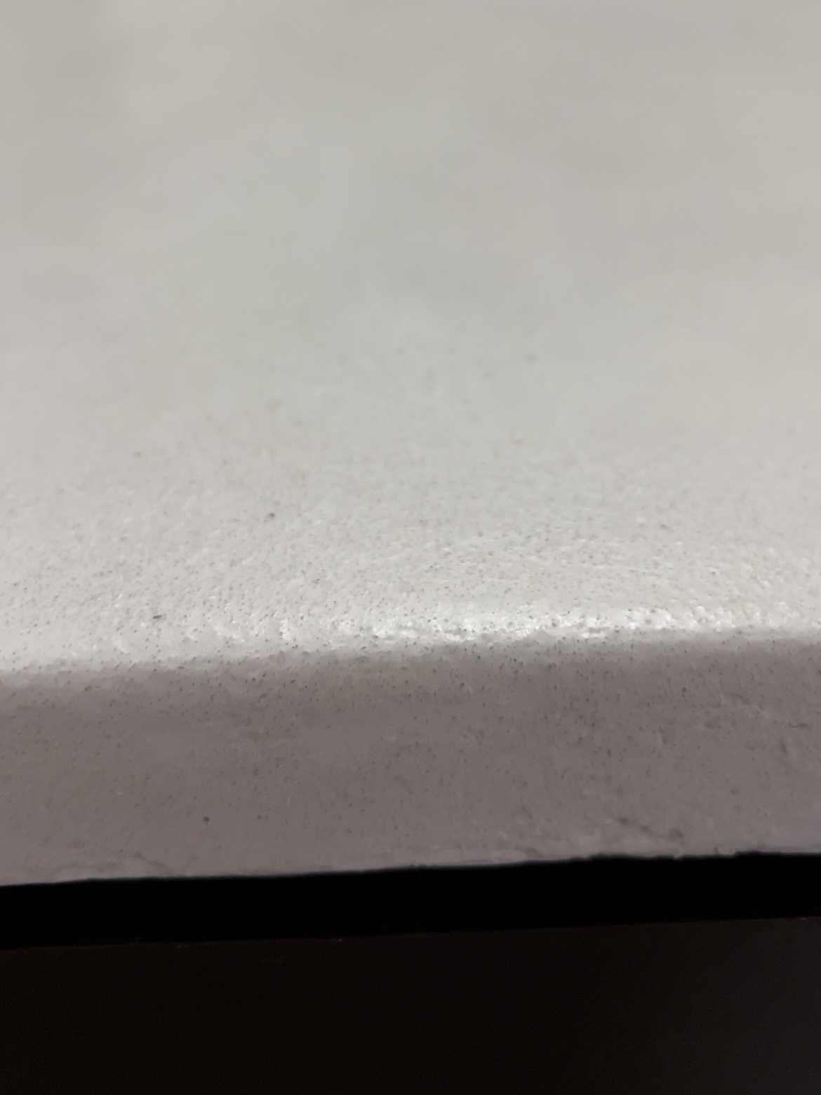 Image showing a smooth edge of cement countertop.